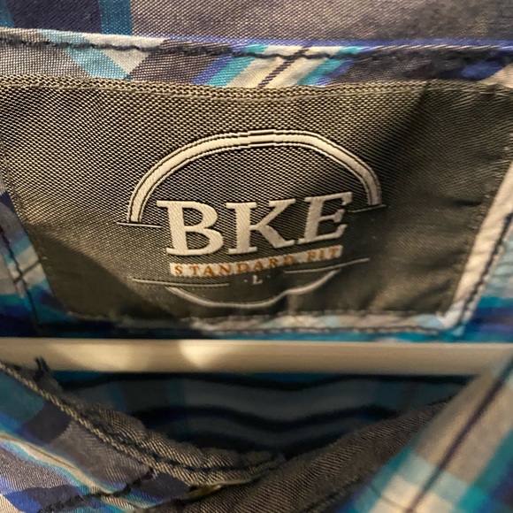 Blue and white BKE button up - Picture 2 of 3
